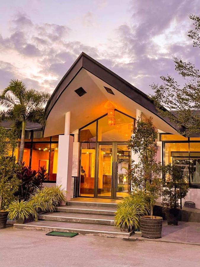 Rl Resort And Leisure Park Porac 外观 照片